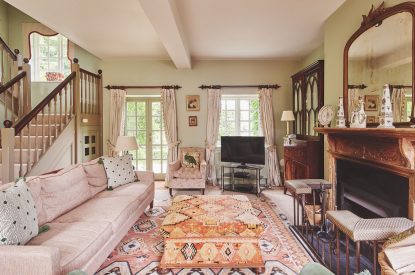 The living room at Barrett-Browning Cottage, Cotswolds