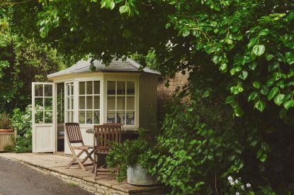 The summer house at Hardy Cottage, Cotswolds