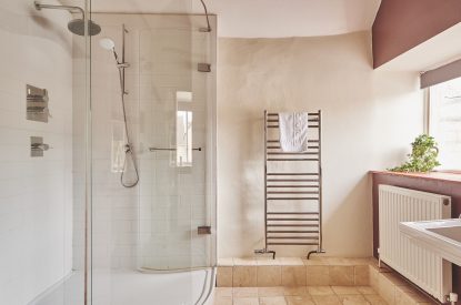 A bathroom at Church View Cottage, Cotswolds