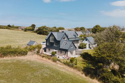 The exterior of Daydreamer Cottage, Cornwall
