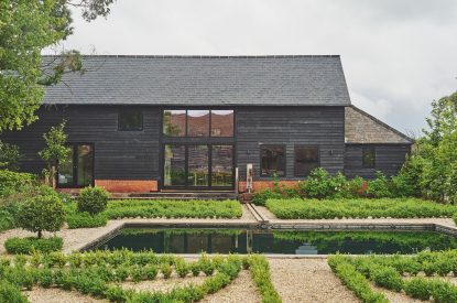 The exterior of Farmstay Retreat, Hampshire