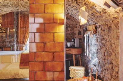 The bespoke glass screen that leads to the en-suite at Bamboo Cottage, Vale of Glamorgan