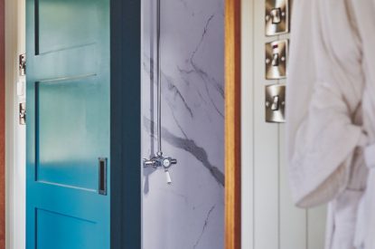 The shower in the WC at The Hangout Hut, Worcestershire 