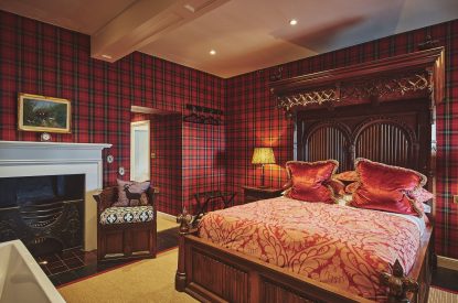 A bedroom at Queen Anne Estate, Vale of Glamorgan