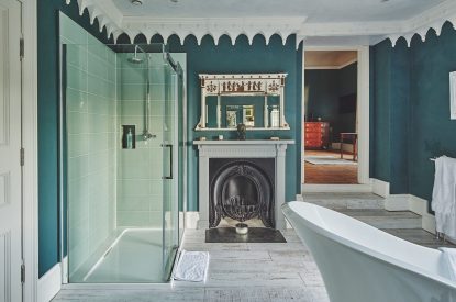 A bathroom at Roupel Estate, Devon
