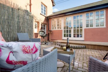 The outdoor seating area at White Cross Cottage, Devon