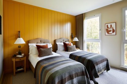 A twin bedroom at The Reserve, Cotswolds