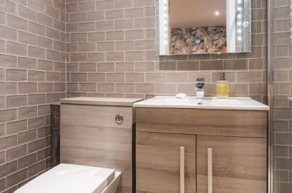 A bathroom at Porthleven View, Cornwall