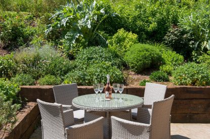 The outdoor dining table at Wood Cottage, Worcestershire