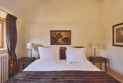 A double bedroom at Jersey Barn, Chiltern Hills