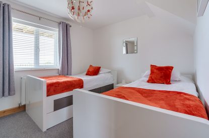 A bedroom at Ty Llewelyn, Llyn Peninsula