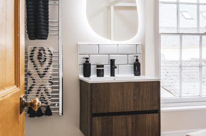 A bathroom at 5 The Quay, Devon