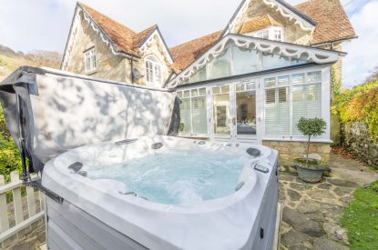 The hot tub at Rose Cottage, Isle of Wight