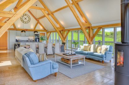 The living room at Serenity Retreat, Devon
