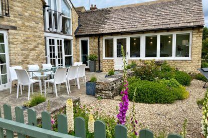 The garden at Meadow Cottage, Cotswolds
