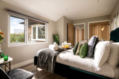 King size bedroom at Sunset Retreat, Kent