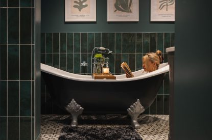 The bathroom at The Blended Barn, Cotswolds