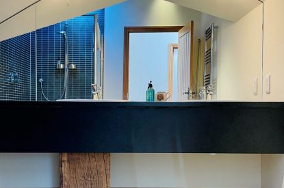 A bathroom at Cotswold Retreat, Cotswolds