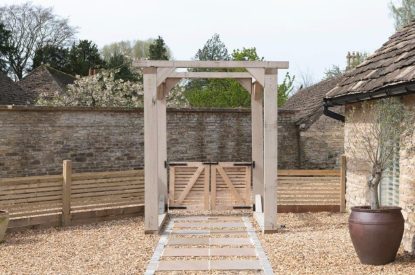 The outdoor space at The Foaling Box at Lanhill, Wiltshire