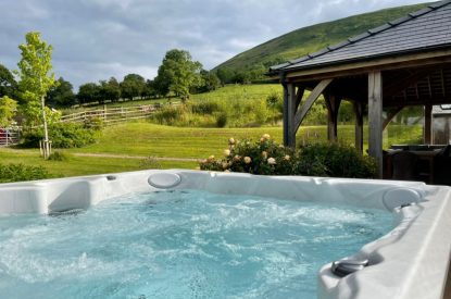 The hot tub at Ridge Farmhouse, Herefordshire
