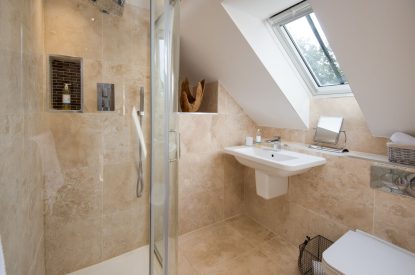 A shower room at Lomond House, Loch Lomond