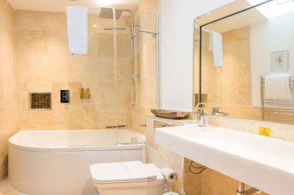 The bathroom at Lomond House, Loch Lomond