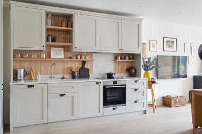 The kitchen area at Sycamore Grand Suite, Cotswolds