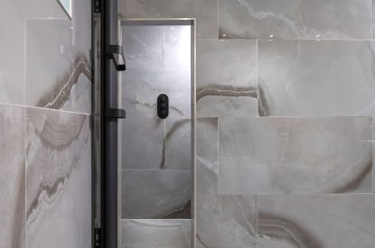 A bathroom at The Annex at Runninghill, Peak District