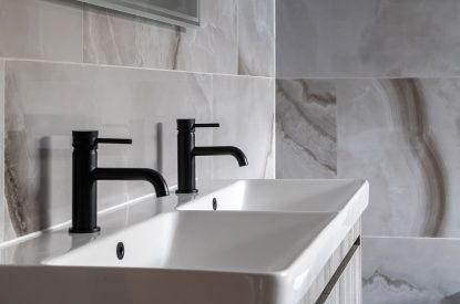 A bathroom at The Annex at Runninghill, Peak District