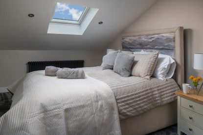 A king size bedroom at The Annex at Runninghill, Peak District