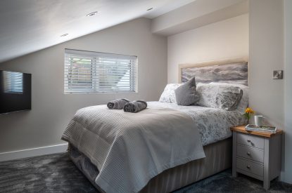 A king size bedroom at The Annex at Runninghill, Peak District