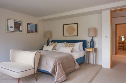 A king size bedroom at Edgewater House, Hampshire