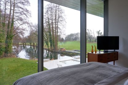 A king size bedroom at Edgewater House, Hampshire