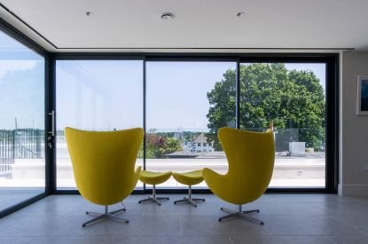 The living area at Skippers Retreat, Hamble