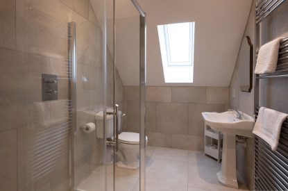 A shower room at Bonnie Wren Cottage, Perthshire