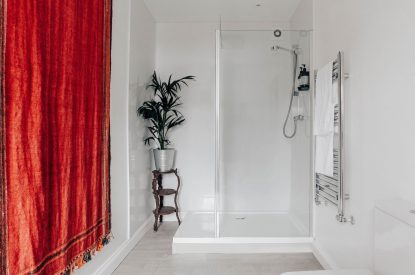 A bathroom at Katsura House, Cotswolds