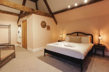 A king size bedroom at Katsura House, Cotswolds