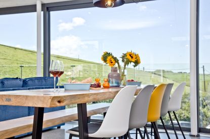 The dining table at Seascape House, Cornwall