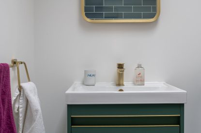 A bathroom at Bracken Barn, Devon