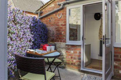Outdoor seating at Heartview Cottage, Cotswolds