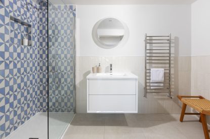 A bathroom at Tamarind Tide, Cornwall