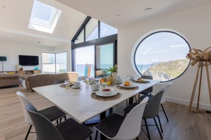 The dining table at Aurora Skies, Cornwall