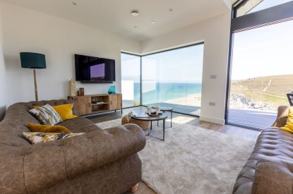 The living room at Aurora Skies, Cornwall