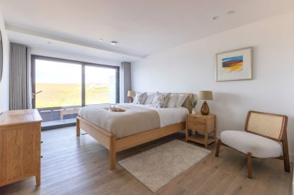 A super king sized bedroom at Aurora Skies, Cornwall
