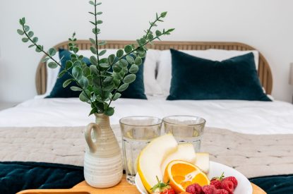 A king sized bedroom at Aurora Skies, Cornwall