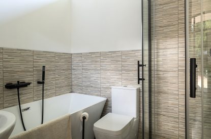 A bathroom at The Bridge House, Hampshire