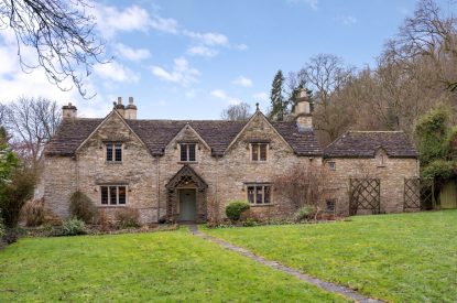 The exterior of Preedy's Cottage, Cotswolds
