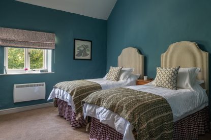The twin bedroom at Wyvern House, Shropshire
