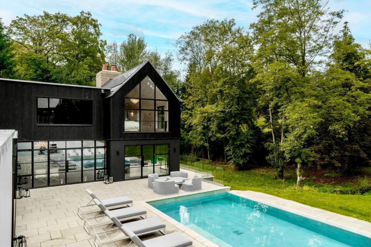 The outdoor swimming pool at Halo House, Cotswolds