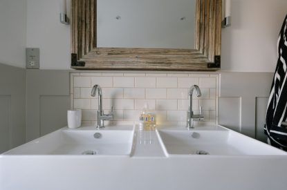 A bathroom at Harbourview House, Cornwall